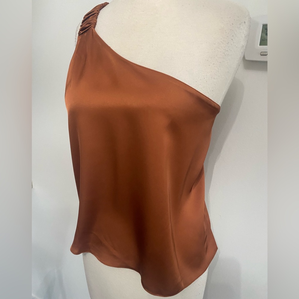 KNOW ONE CARES One-Shoulder Rust Satin Tank Top - Size L - NEW